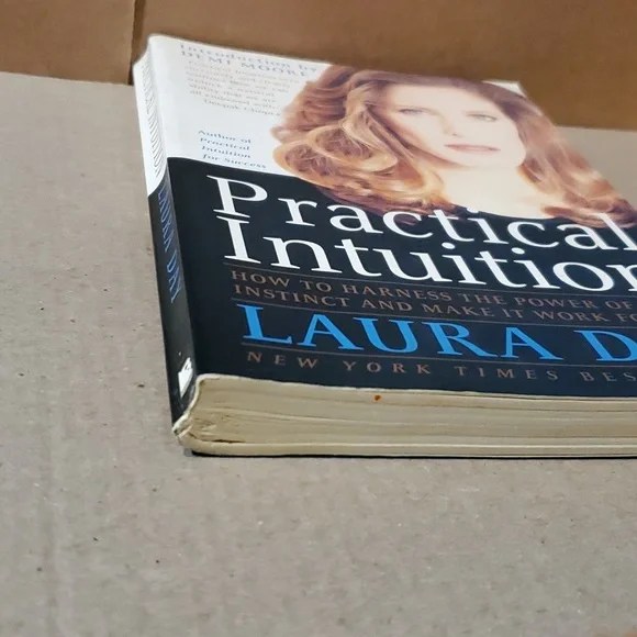 2/$8 📚 Practical Intuition Laura Day Paperback book - Picture 5 of 12
